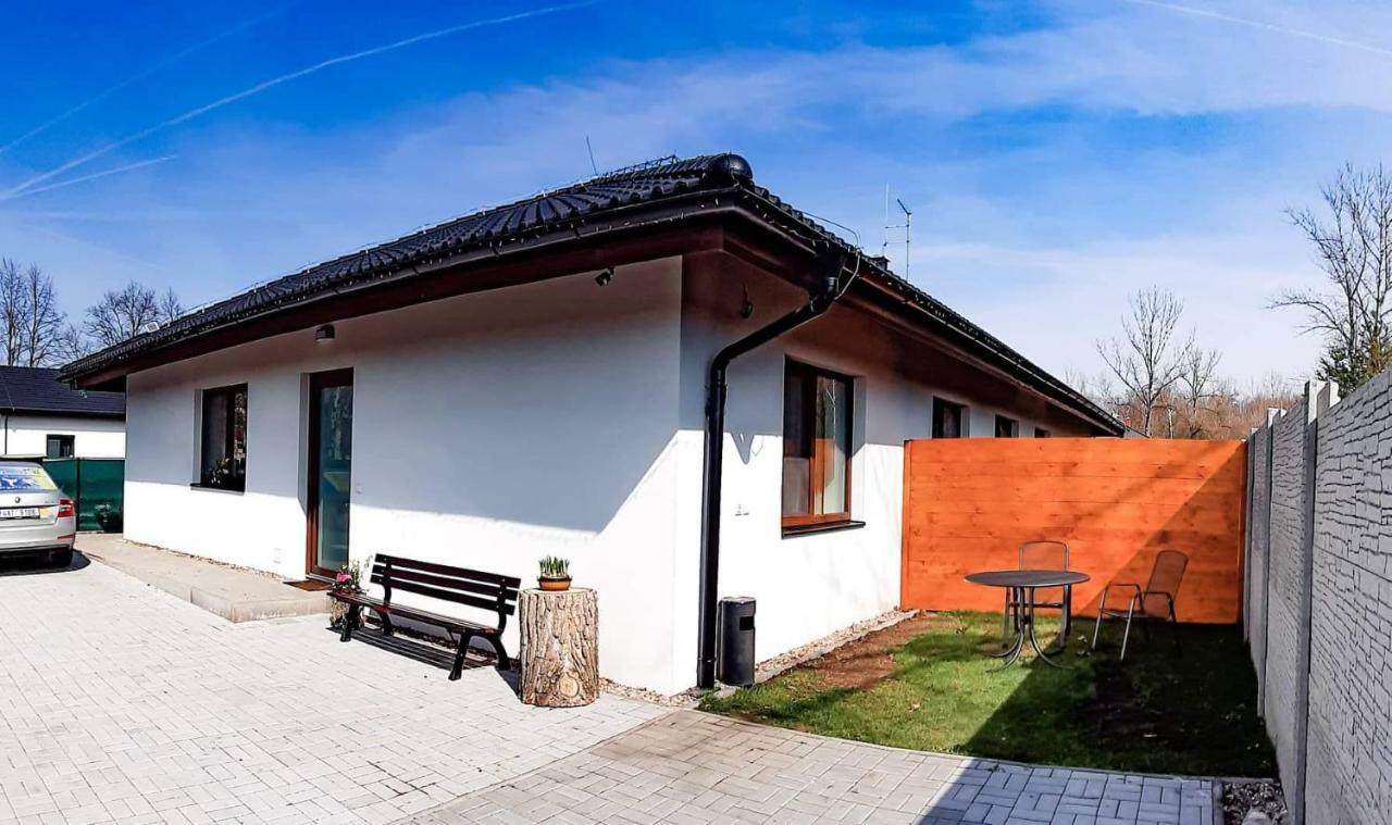 מילוביצה Apartman Dubova מראה חיצוני תמונה